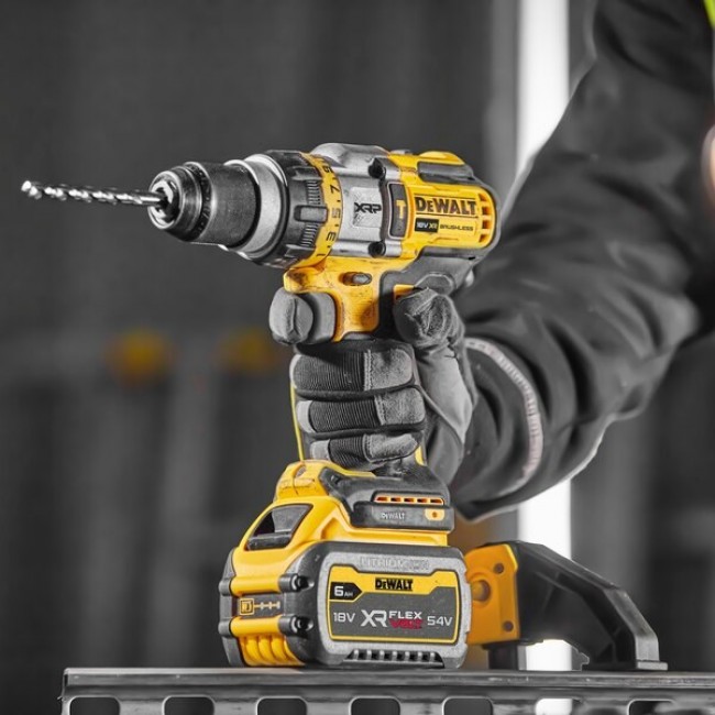 DeWALT DCD999NT-XJ drill 2250 RPM 1.61 kg Black, Silver, Yellow DeWALT DCD999NT-XJ drill 2250 RPM 1.61 kg Black, Silver, Yellow