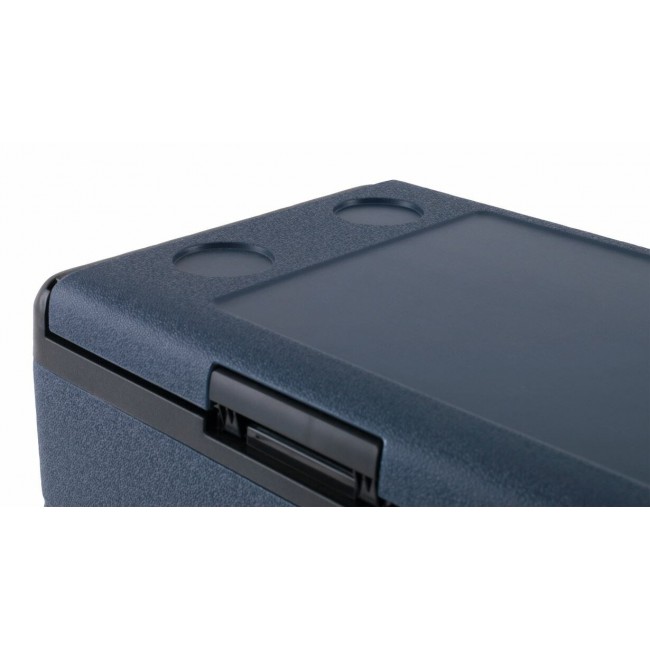 Outwell Arctic Chill 50 cool box 45.3 L Electric Black, Blue Outwell Arctic Chill 50 cool box 45.3 L Electric Black, Blue