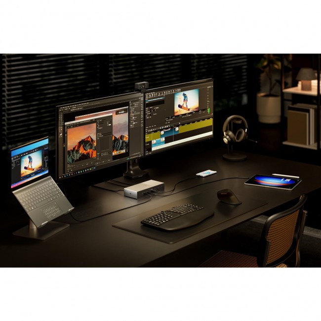 Kensington SD5000T5 EQ Thunderbolt 5 Triple 4K Docking Station with 140W PD - Windows/macOS