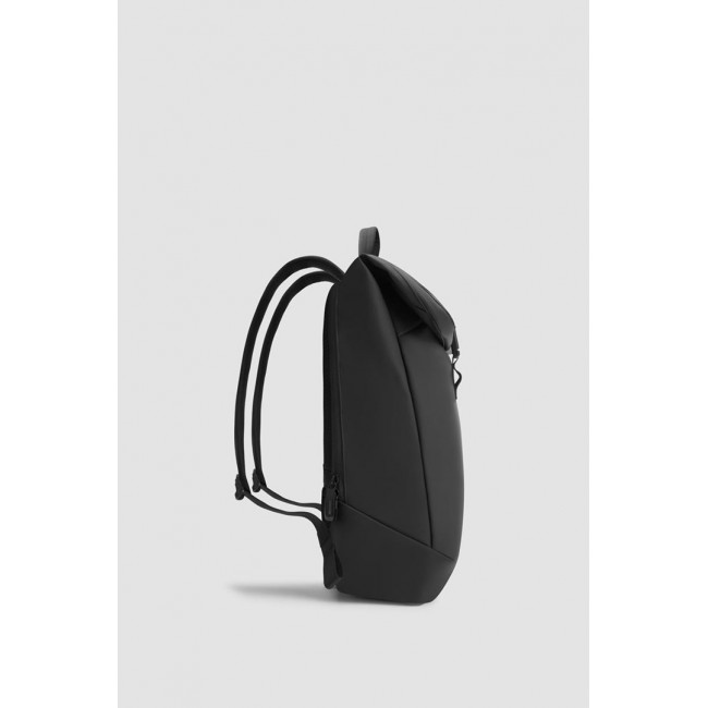 XD DESIGN BACKPACK URBAN FLAP-TOP BLACK P/N: P706.2601