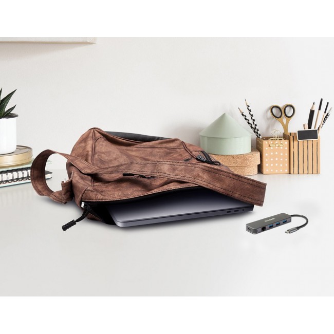 D-Link 5-in-1 USB-C Hub with Gigabit Ethernet/Power Delivery D-Link 5-in-1 USB-C Hub with Gigabit Ethernet/Power Delivery