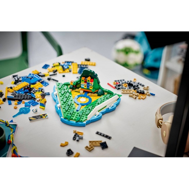 LEGO EDITIONS 43027 Vini Jr. - Football Highlights