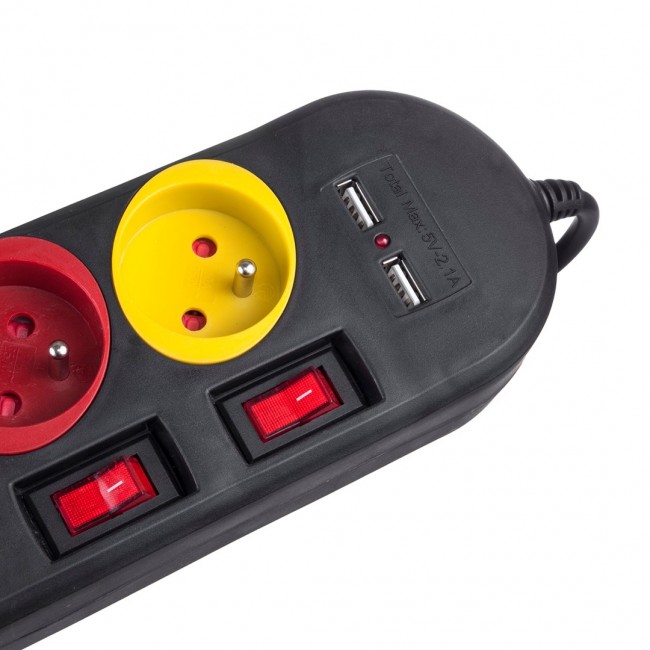 Maclean power strip, 4-socket extension cable + 2xUSB, with switches, 250VAC/10A, 2.1A 5V, 1.5m, black, MCE229 B Maclean power strip, 4-socket extension cable + 2xUSB, with switches, 250VAC/10A, 2.1A 5V, 1.5m, black, MCE229 B