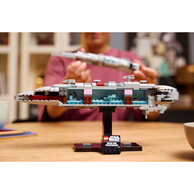 LEGO STAR WARS 75405 Home One Starcruiser