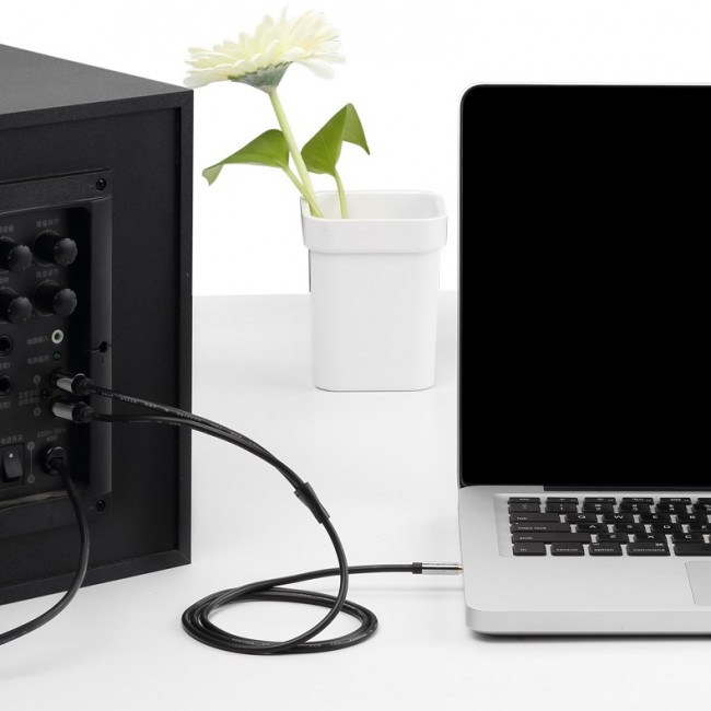 Vention 3.5mm Male to 2RCA Male Audio Cable 2M Black Metal Type