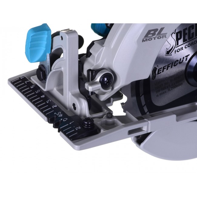 Makita DHS680Z portable circular saw turquoise 5000 RPM 18 V Makita DHS680Z portable circular saw turquoise 5000 RPM 18 V