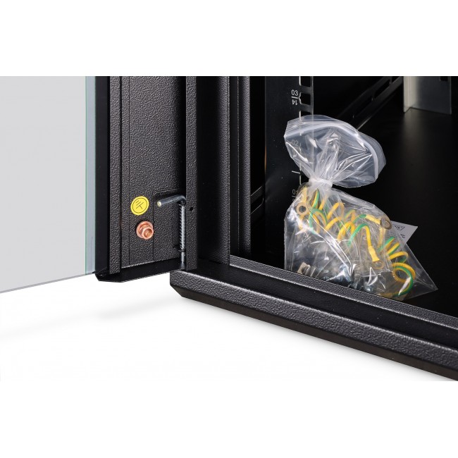 Wall mounted network cabinet DYNAmic 19 Wall mounted network cabinet DYNAmic 19