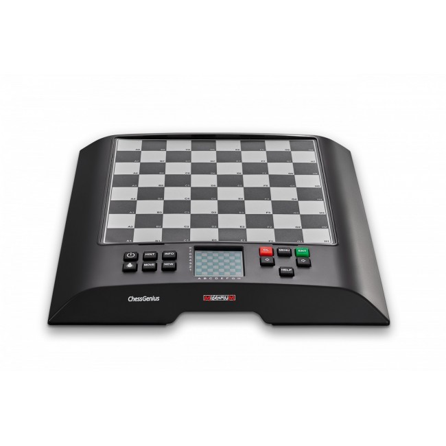 Millennium ChessGenius Chess set International