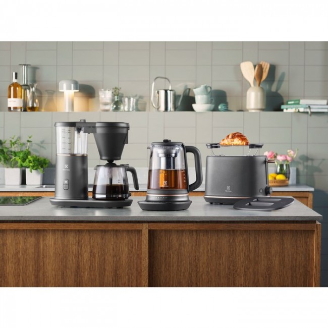 Electrolux E7T1-6BP 2 slice(s) 980 W Black Electrolux E7T1-6BP 2 slice(s) 980 W Black