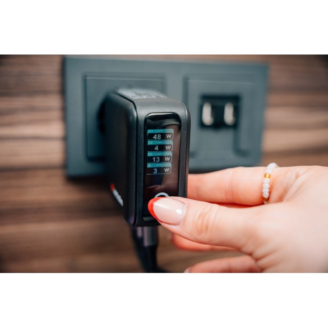 Verbatim Mini GaN Charger 140W with Display