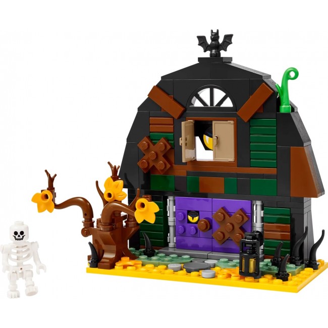 LEGO 40721 Halloween Barn LEGO 40721 Halloween Barn