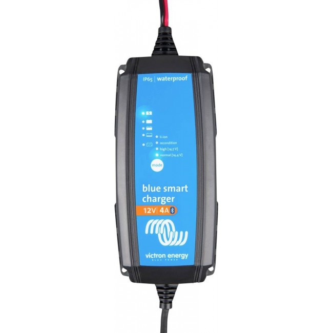 Blue Smart IP65s Charger 12/4(1) 230V CEE 7/17 Ret Blue Smart IP65s Charger 12/4(1) 230V CEE 7/17 Ret