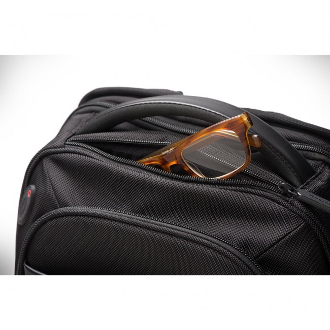 Kensington Contour 2.0 EQ Pro Laptop Backpack 17