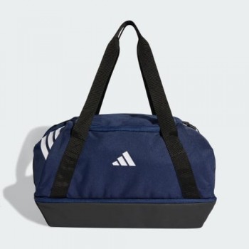 Adidas KD4240_500 duffel bag