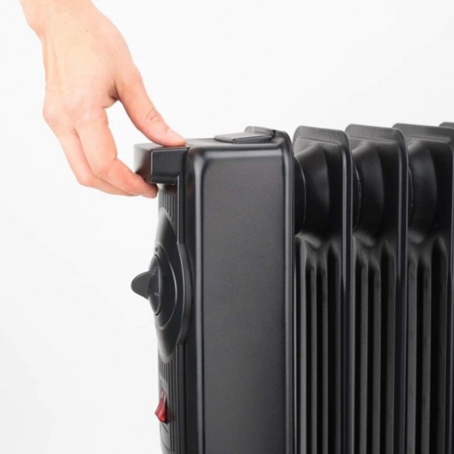 Black+Decker BXRA2000E oil-filled radiator Black+Decker BXRA2000E oil-filled radiator