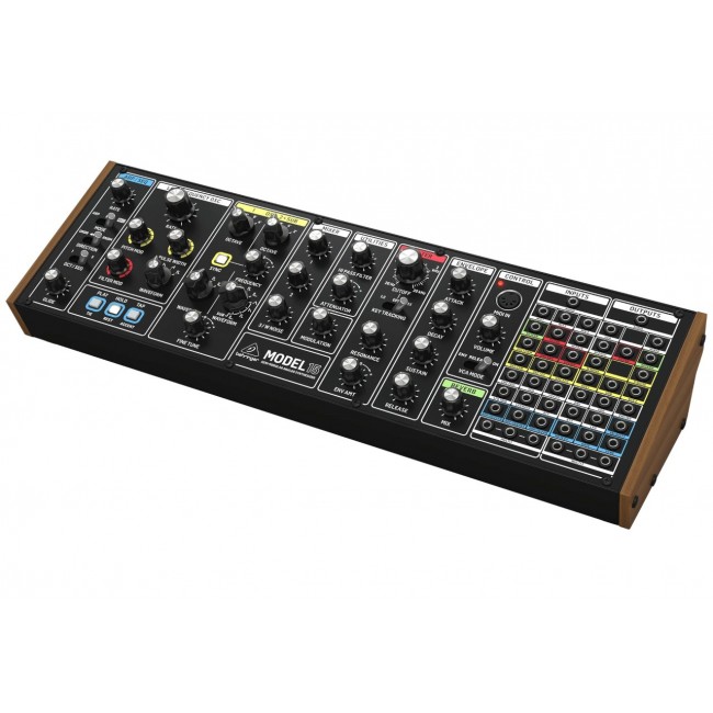 Behringer MODEL 15 - analogue synthesiser Behringer MODEL 15 - analogue synthesiser