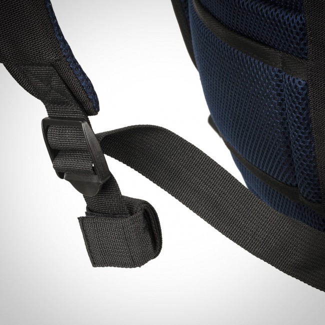 Rivacase 8460 43.2 cm (17