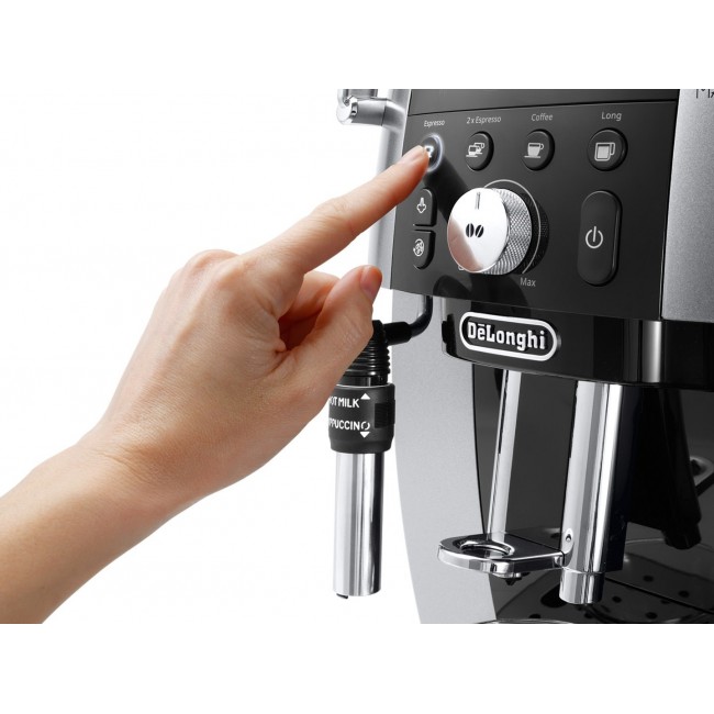 De Longhi Magnifica S Smart Semi-auto Espresso machine 1.8 L