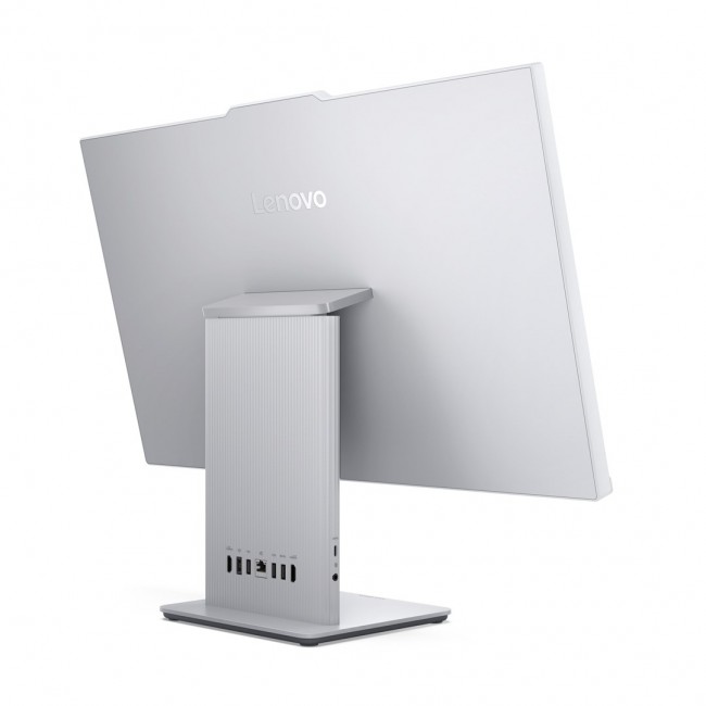 Lenovo IdeaCentre AIO 27ARR9 AMD Ryzen 7 7735HS 68.6 cm (27