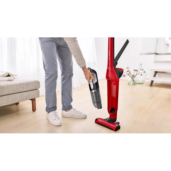 Bosch Serie 4 BBH3ZOO28 stick vacuum/electric broom Battery Dry Bagless 0.4 L Red 2.15 Ah Bosch Serie 4 BBH3ZOO28 stick vacuum/electric broom Battery Dry Bagless 0.4 L Red 2.15 Ah