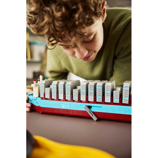 LEGO 40955 Maersk Dual-Fuel Container Vessel