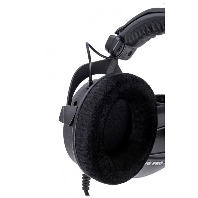 Beyerdynamic DT 770 PRO 250 OHM Black Limited Edition - closed studio headphones Beyerdynamic DT 770 PRO 250 OHM Black Limited Edition - closed studio headphones