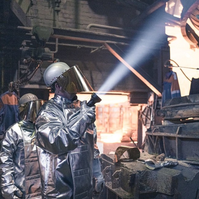 Ledlenser P18R Black Hand flashlight LED Ledlenser P18R Black Hand flashlight LED