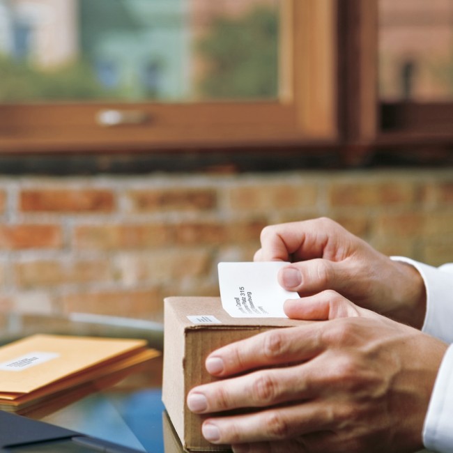 DYMO Authentic LabelWriter High-Capacity Shipping Labels | (59 mm x 102 mm) | 2 Rolls of 575 Easy-Peel Labels (1,150 Mailing Labels) | Self-Adhesive | for LabelWriter 4XL/5XL Label Makers