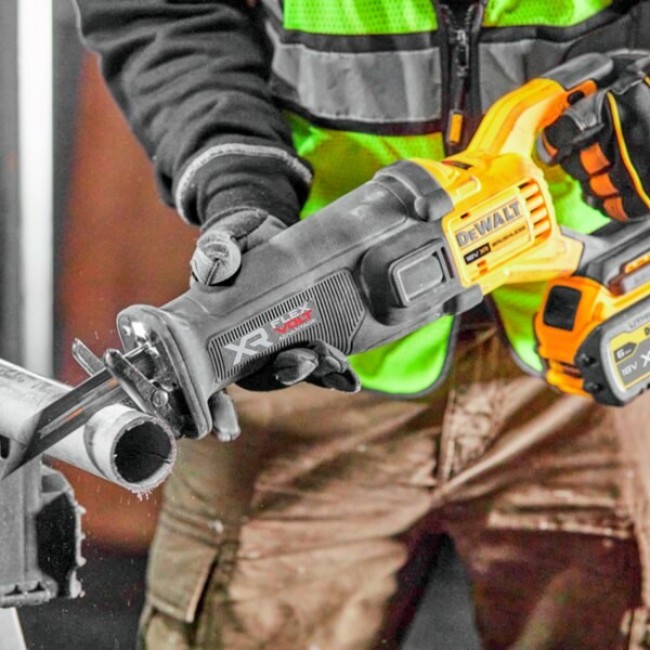 18V XR FlexVolt Advantage Sabre Saw