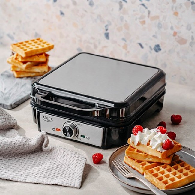 Adler AD 3083 waffle iron 4 waffle 1800 W Black, Silver