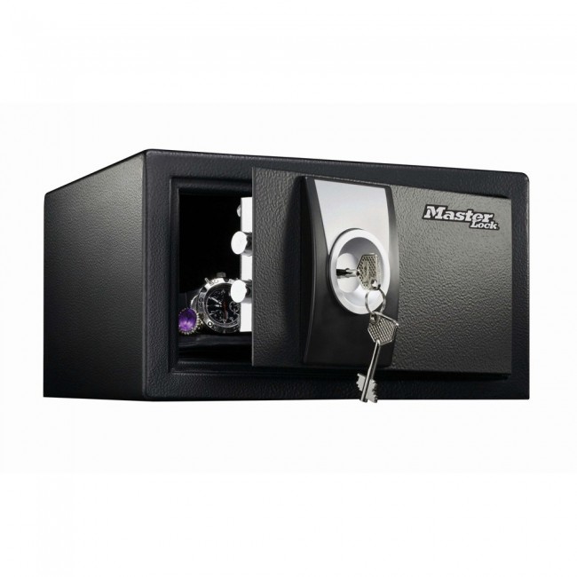 MASTER LOCK X031ML Medium digital combination safe MASTER LOCK X031ML Medium digital combination safe