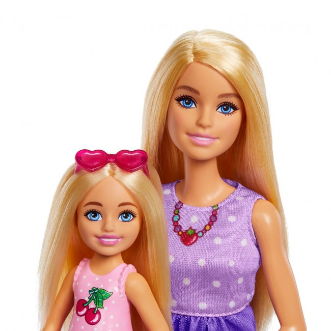 Barbie Family & Friends Dolls & Accessories, Picnic-Themed Playset with 2 Dolls & 9 Pieces
