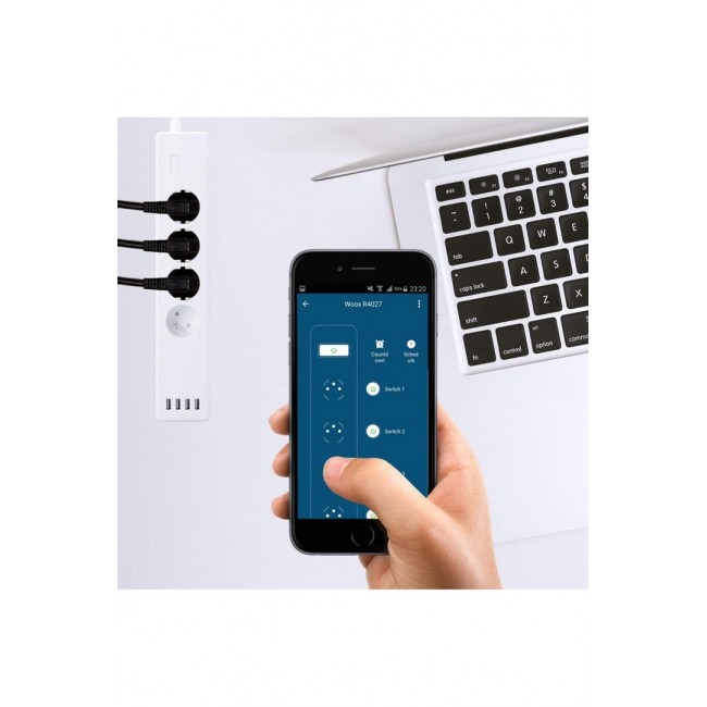 WOOX R4027 power extension 4 AC outlet(s) Indoor White WOOX R4027 power extension 4 AC outlet(s) Indoor White