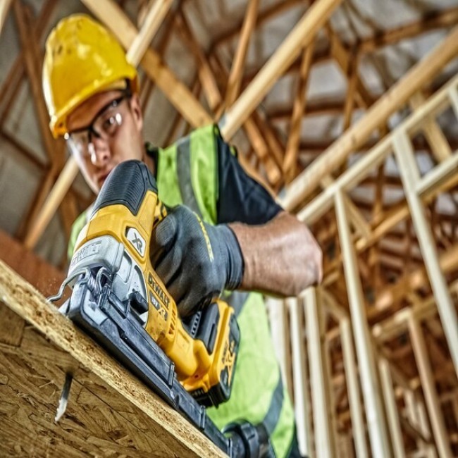 DeWALT DCS334P2-QW power jigsaw 3200 spm 2.1 kg DeWALT DCS334P2-QW power jigsaw 3200 spm 2.1 kg