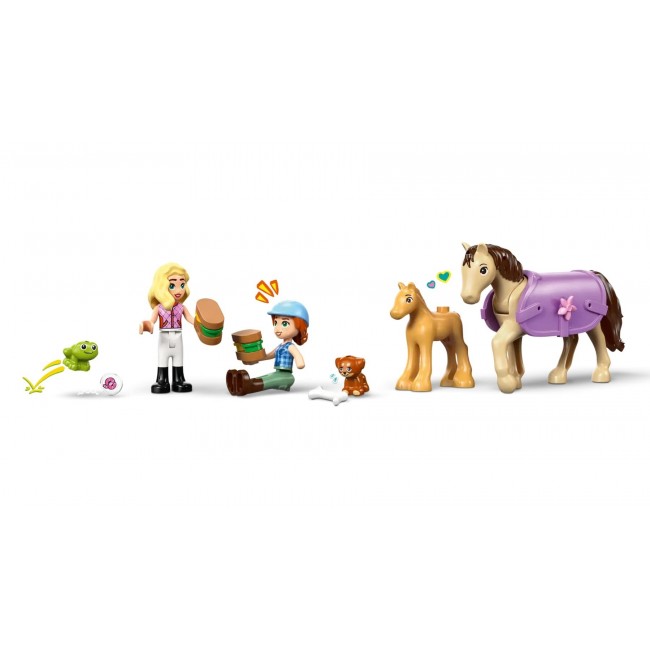 LEGO FRIENDS 42695 Horse and Baby Foal Trailer