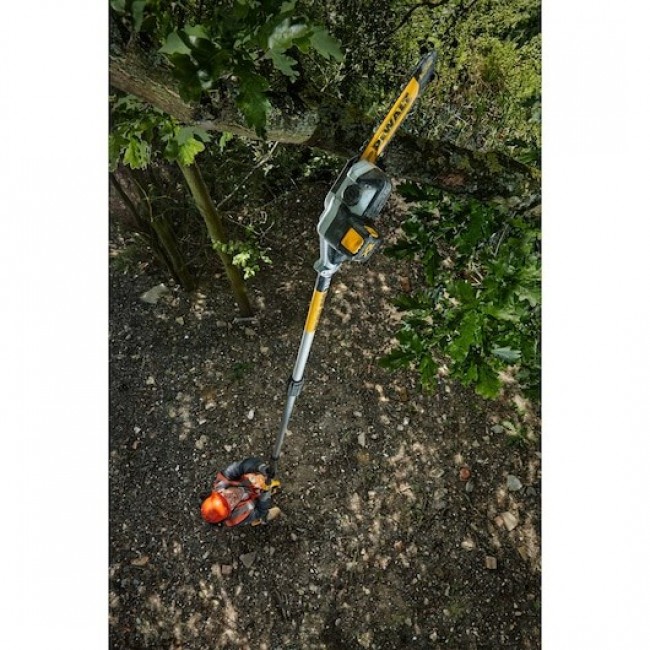 DEWALT POLE SAW 18V 1x5.0Ah 20cm LONG 2-3m DCMPS567P1