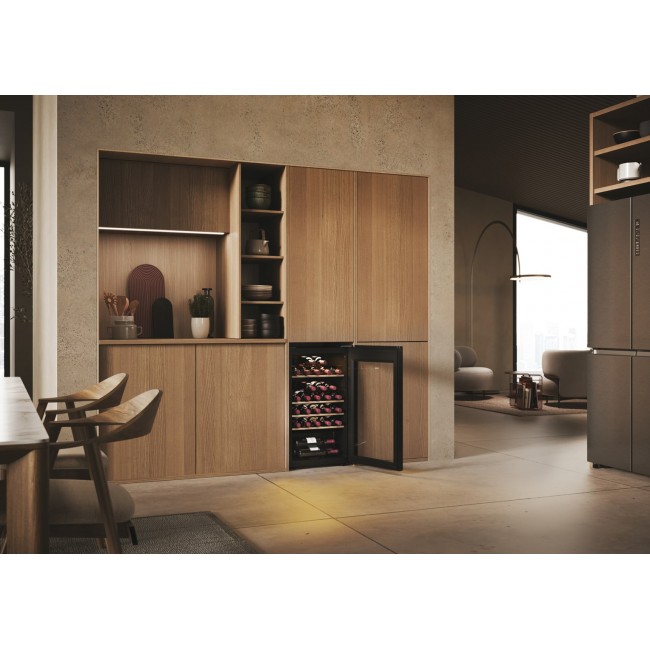 Haier Wine Bank 50 Serie 3 HWS34GGH1 Compressor wine cooler Freestanding Black 34 bottle(s)