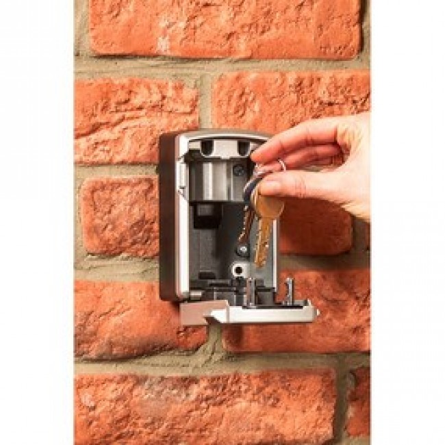MASTER LOCK Bluetooth Key Lock Box - Select Access Smart - Wall Mount