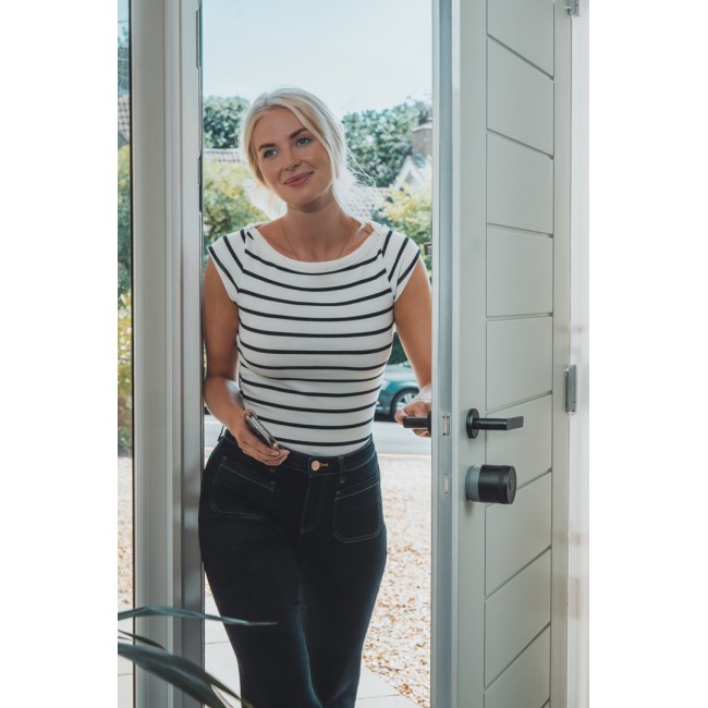 Yale Linus Smart Lock L2 Lite - smart door lock Black