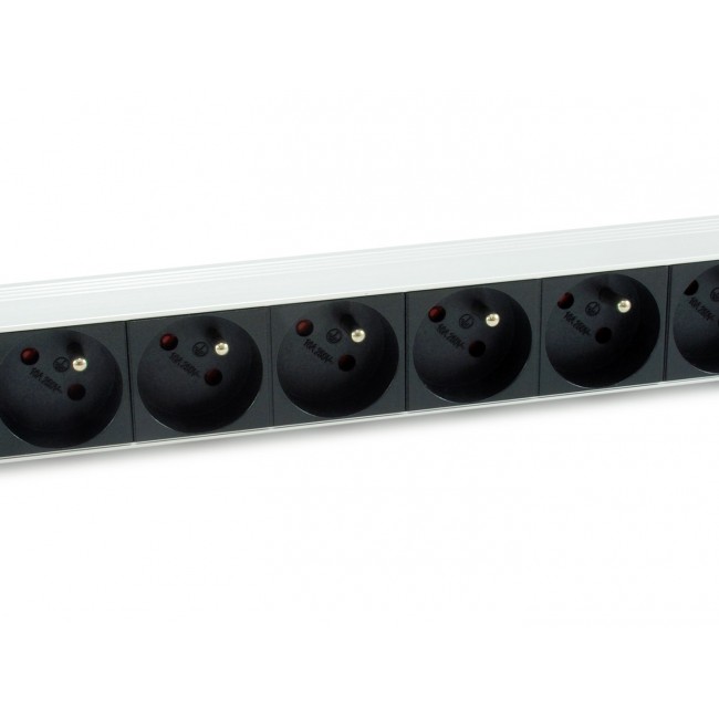 Equip 333313 power distribution unit (PDU) 8 AC outlet(s) 1U Black, Silver