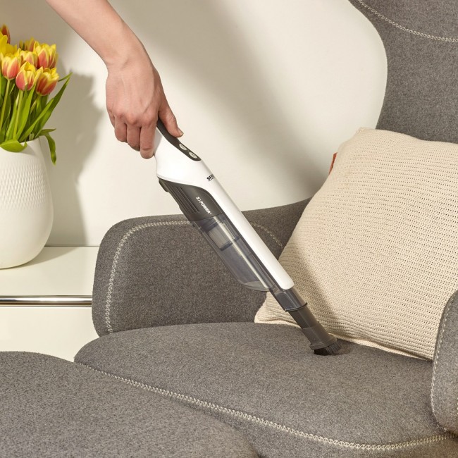 Cordless handheld vacuum cleaner