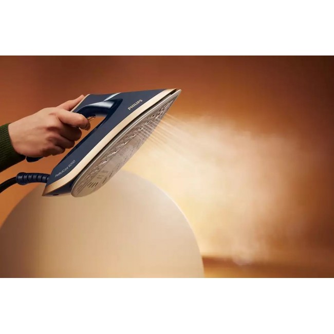 Philips PerfectCare 6000 Series PSG6066/20 2400 Watt Steam Generator Philips PerfectCare 6000 Series PSG6066/20 2400 Watt Steam Generator