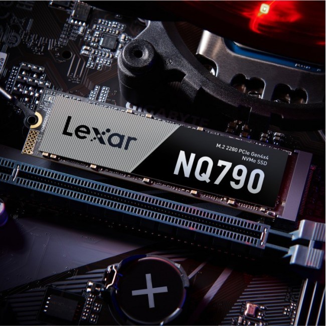 Lexar LNQ790 512GB M.2 PCIe NVMe SSD Lexar LNQ790 512GB M.2 PCIe NVMe SSD