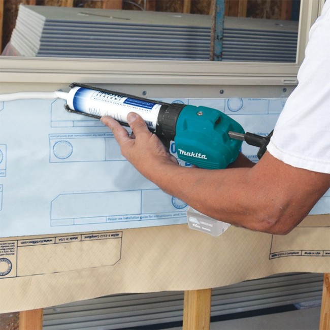 Makita Cordless Caulking Gun 12V CXT CG100DSAB 600