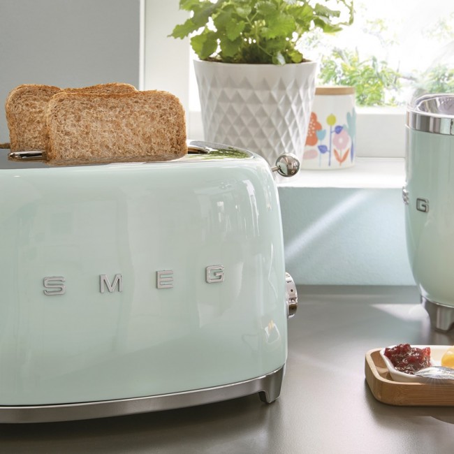 Smeg 50's Style Toaster TSF01PGEU Pastel Green Smeg 50's Style Toaster TSF01PGEU Pastel Green