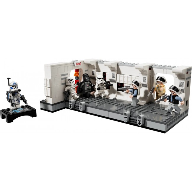 LEGO STAR WARS 75387 Boarding the Tantive IV LEGO STAR WARS 75387 Boarding the Tantive IV
