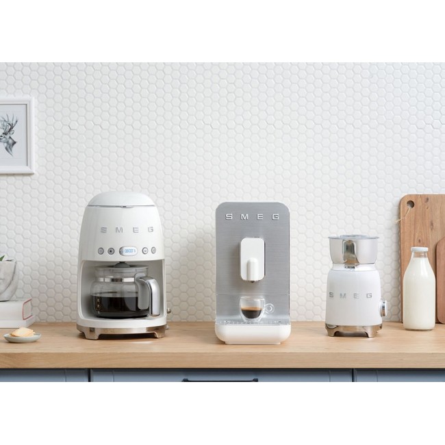 Smeg 50's Style Drip Filter Coffee Machine DCF02WHEU White
