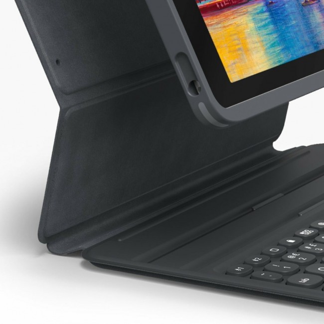 ZAGG Keyboard Pro Keys - wireless case for iPad