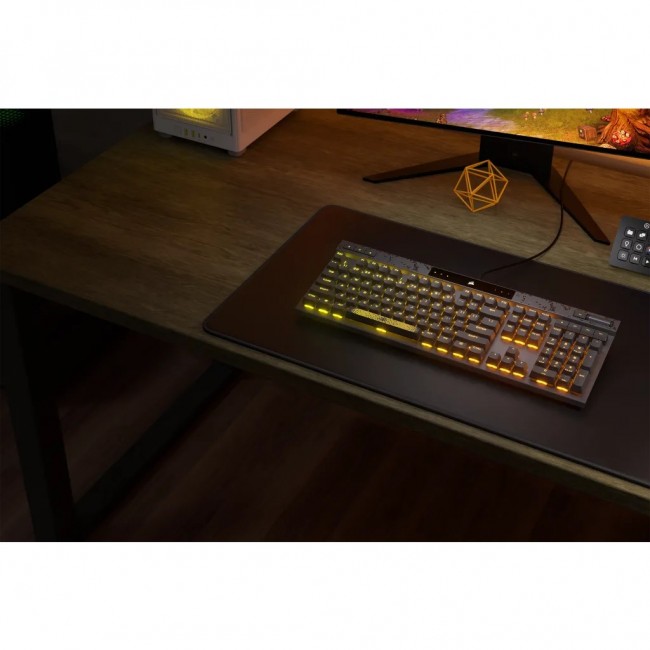 Corsair K70 MAX keyboard Gaming USB US English Black Corsair K70 MAX keyboard Gaming USB US English Black