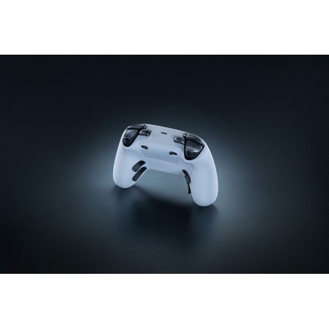 Razer Wolverine V3 Pro White USB Gamepad Analogue PC, Xbox Series S, Xbox Series X